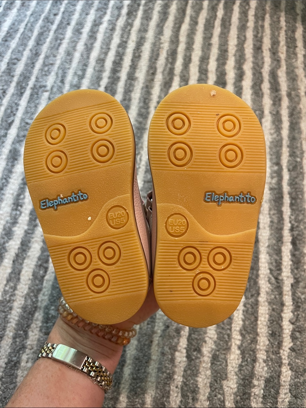 Elephantine Girls' Pink Mary Jane Shoes with Scalloped Trim - Picture 3 of 4